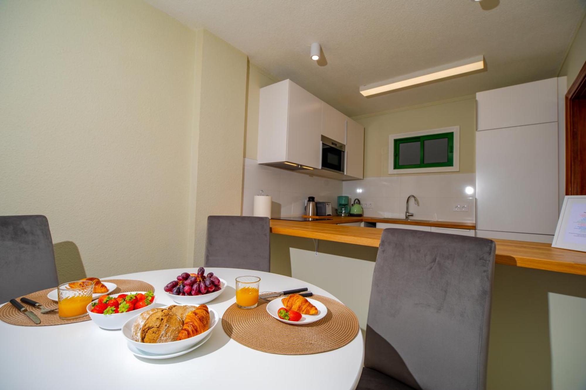 1 Bedroom For 4 People With Pool Puerto De La Cruz Exterior foto