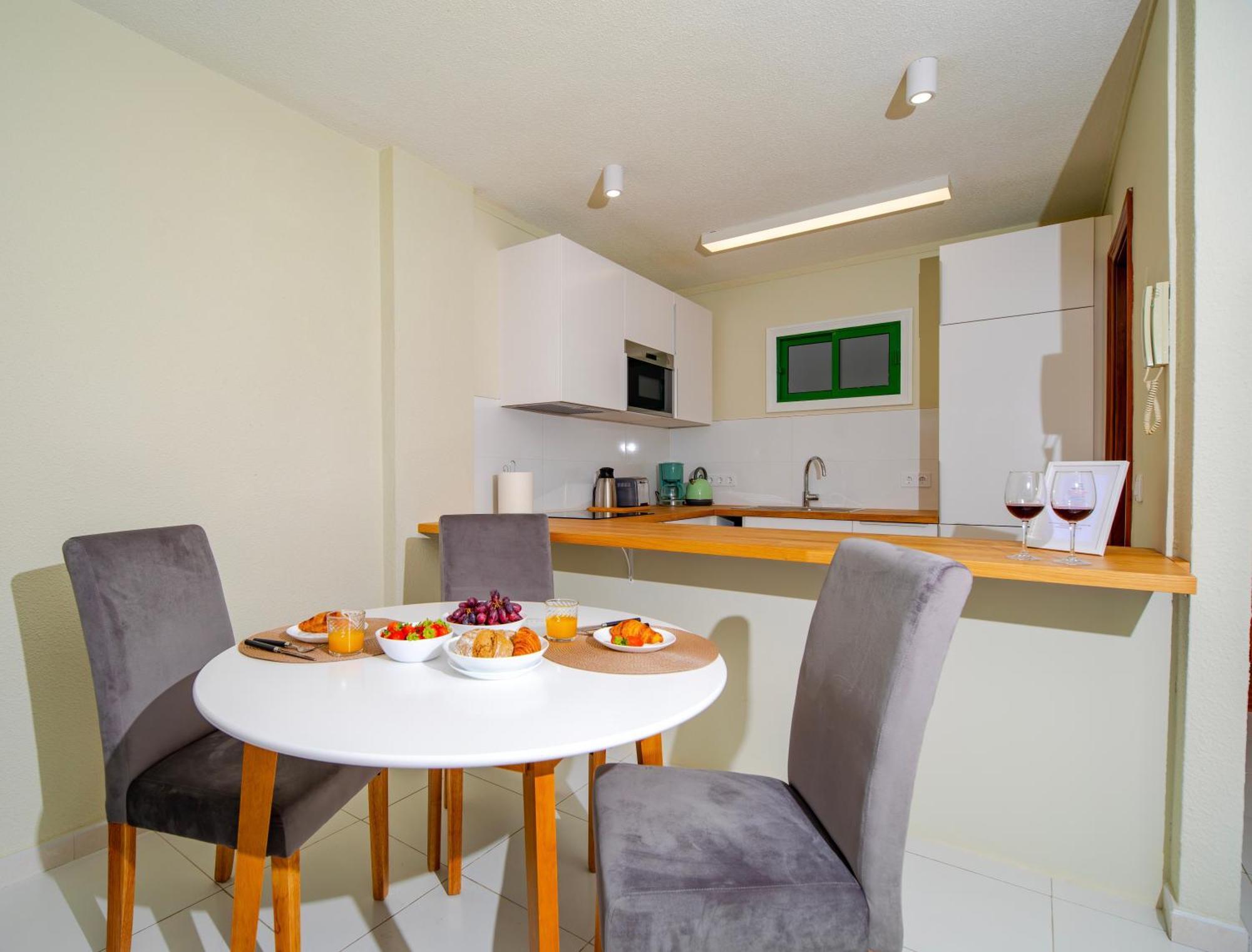 1 Bedroom For 4 People With Pool Puerto De La Cruz Exterior foto